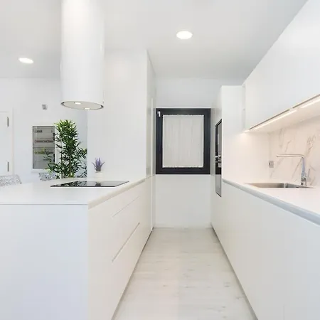 Апартаменты Premium Con Piscina Y Vistas Increiblescheckhostprofile