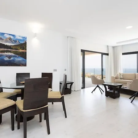 Апартаменты Premium Con Piscina Y Vistas Increiblescheckhostprofile