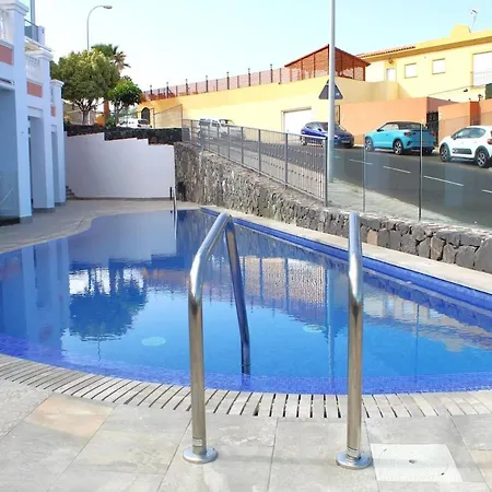 Апартаменты Premium Con Piscina Y Vistas Increiblescheckhostprofile *